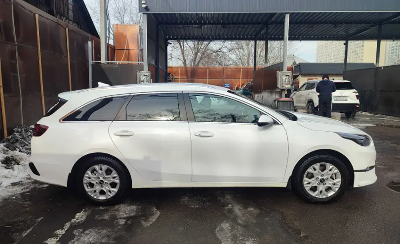 Kia Ceed 2023 года за 10 000 000 тг. в Алматы фото 3