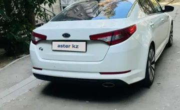 Kia K5 2011 года за 8 000 000 тг. в Алматы фото 3