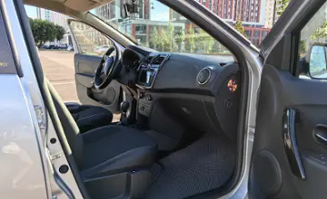 Renault Logan 2022 года за 6 850 000 тг. в Астана