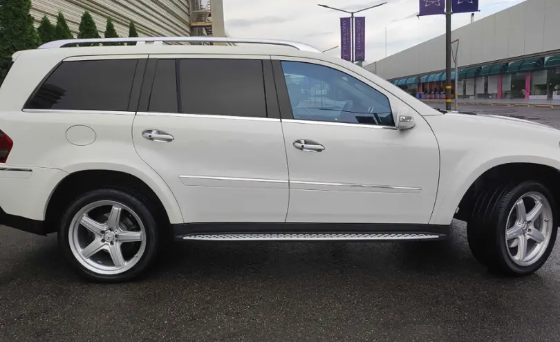 Mercedes-Benz GL-Класс 2008 года за 12 300 000 тг. в Алматы фото 4