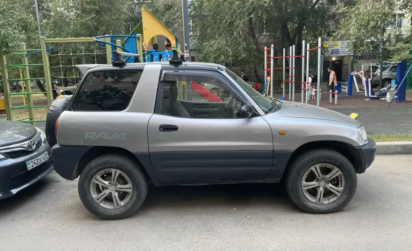 Toyota RAV4 1996 года за 2 500 000 тг. в Алматы