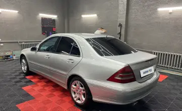Mercedes-Benz C-Класс 2003 года за 3 500 000 тг. в Алматы фото 4