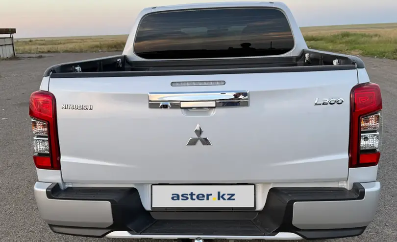 Mitsubishi L200 2020 года за 15 700 000 тг. в Костанай
