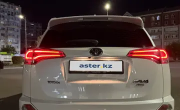 Toyota RAV4 2019 года за 14 000 000 тг. в Атырауская область
