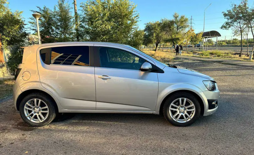 Chevrolet Aveo 2014 года за 3 800 000 тг. в Талдыкорган