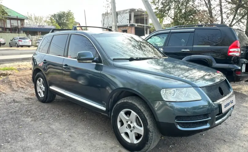 Volkswagen Touareg 2003 года за 2 800 000 тг. в Алматы