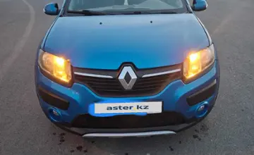 Renault Sandero 2015 года за 4 100 000 тг. в Атырау фото 1