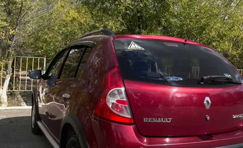 Renault Sandero 2014 года за 3 300 000 тг. в Актюбинская область фото 2