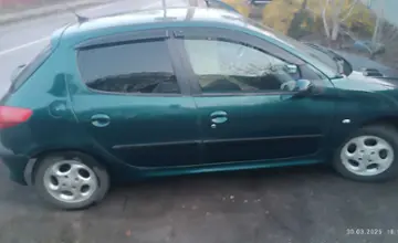 Peugeot 206 2001 года за 1 800 000 тг. в Алматы фото 4