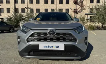 Toyota RAV4 2020 года за 16 500 000 тг. в Атырауская область фото 1