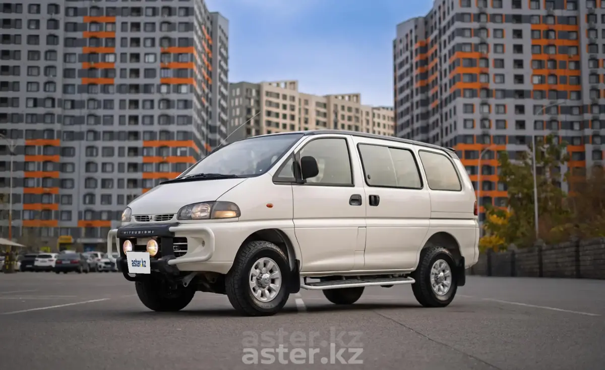 Mitsubishi Delica 1996 года за 3 800 000 тг. в Алматы фото 1
