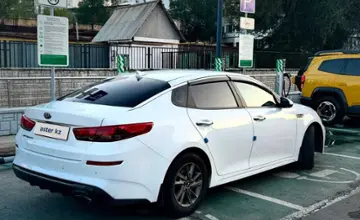 Kia Optima 2018 года за 7 900 000 тг. в Алматы фото 2