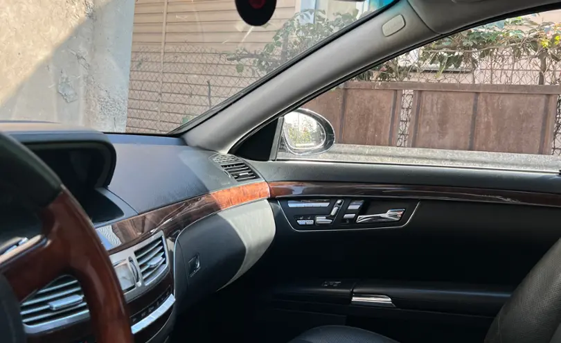 Mercedes-Benz S-Класс 2007 года за 7 800 000 тг. в Алматы