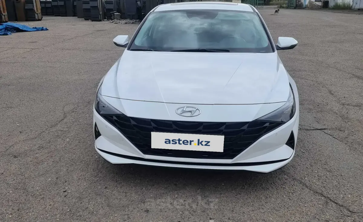 Hyundai Elantra 2023 года за 11 200 000 тг. в Караганда фото 2