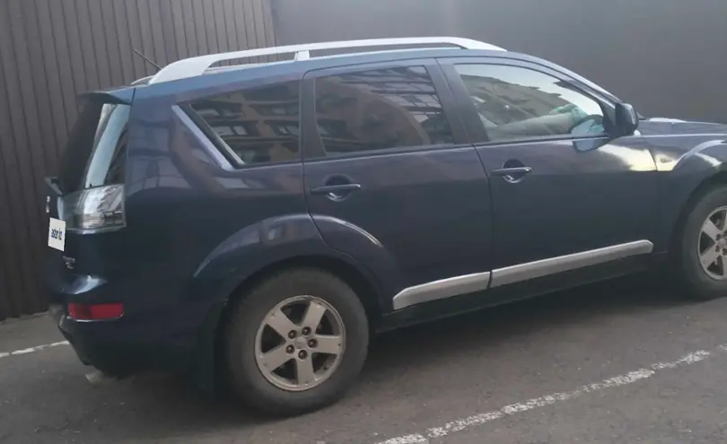Mitsubishi Outlander 2010 года за 7 500 000 тг. в Уральск