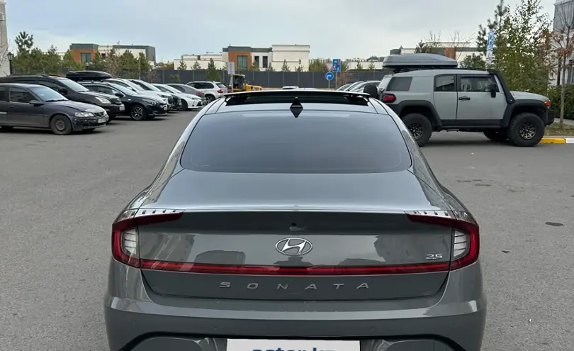 Hyundai Sonata 2022 года за 13 500 000 тг. в Астана
