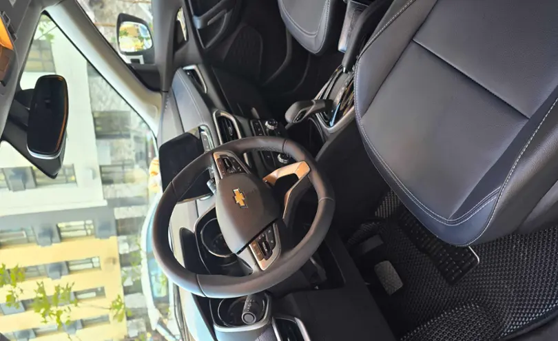 Chevrolet Tracker 2024 года за 9 700 000 тг. в Алматы фото 2