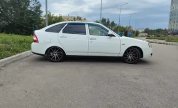 LADA (ВАЗ) Priora 2014 года за 3 400 000 тг. в Усть-Каменогорск фото 4