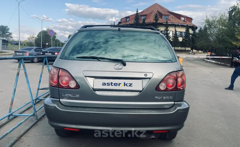 Lexus RX 2000 года за 4 900 000 тг. в Астана фото 3