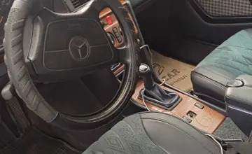 Mercedes-Benz E-Класс 1993 года за 2 200 000 тг. в Астана фото 4