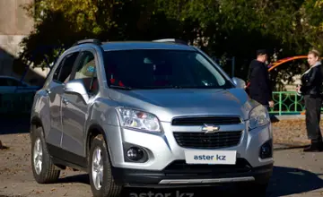 Chevrolet Tracker 2014 года за 5 900 000 тг. в Павлодарская область фото 2