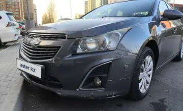 Chevrolet Cruze 2013 года за 3 300 000 тг. в Астана фото 4