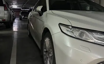 Toyota Camry 2020 года за 16 000 000 тг. в Астана фото 4
