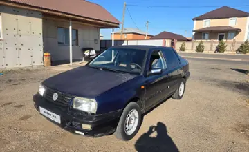 Volkswagen Vento 1995 года за 550 000 тг. в Астана фото 1