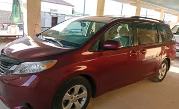 Toyota Sienna 2013 года за 12 500 000 тг. в Актау фото 3