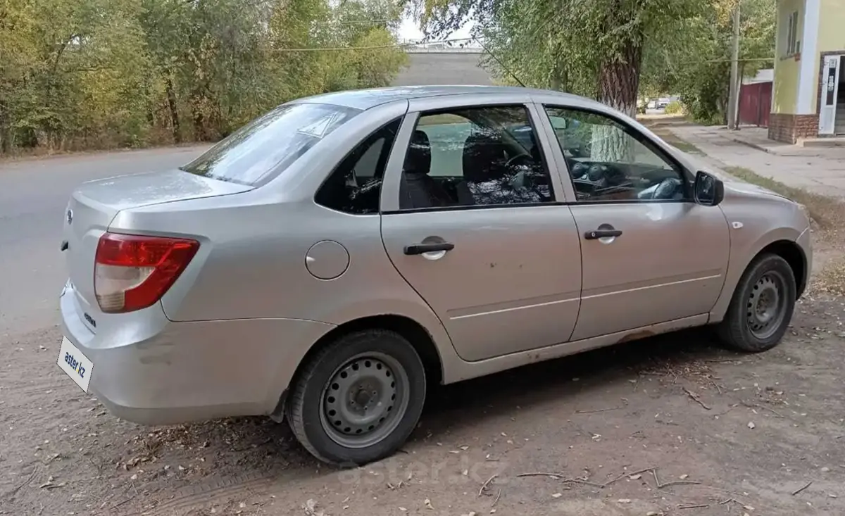 LADA (ВАЗ) Granta 2014 года за 1 900 000 тг. в Уральск фото 4