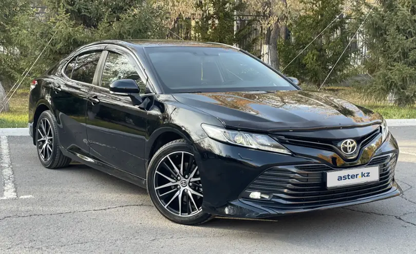 Toyota Camry 2019 года за 13 900 000 тг. в Карагандинская область