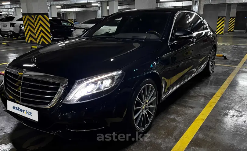 Mercedes-Benz S-Класс 2015 года за 23 000 000 тг. в Астана