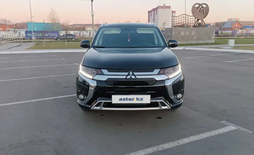 Mitsubishi Outlander 2022 года за 11 400 000 тг. в Петропавловск фото 4