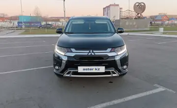 Mitsubishi Outlander 2022 года за 11 700 000 тг. в Петропавловск фото 4