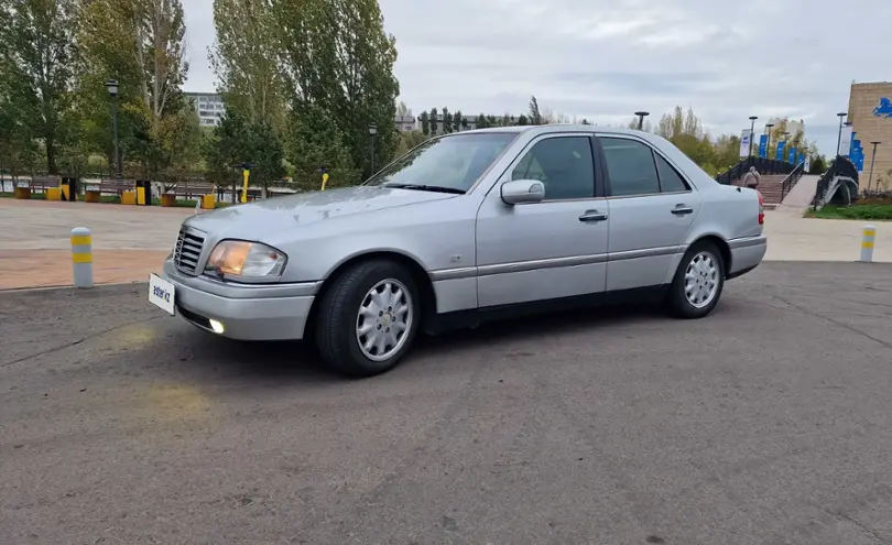 Mercedes-Benz C-Класс 1994 года за 4 000 000 тг. в Астана