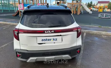 Kia Seltos 2023 года за 10 000 000 тг. в Астана фото 4