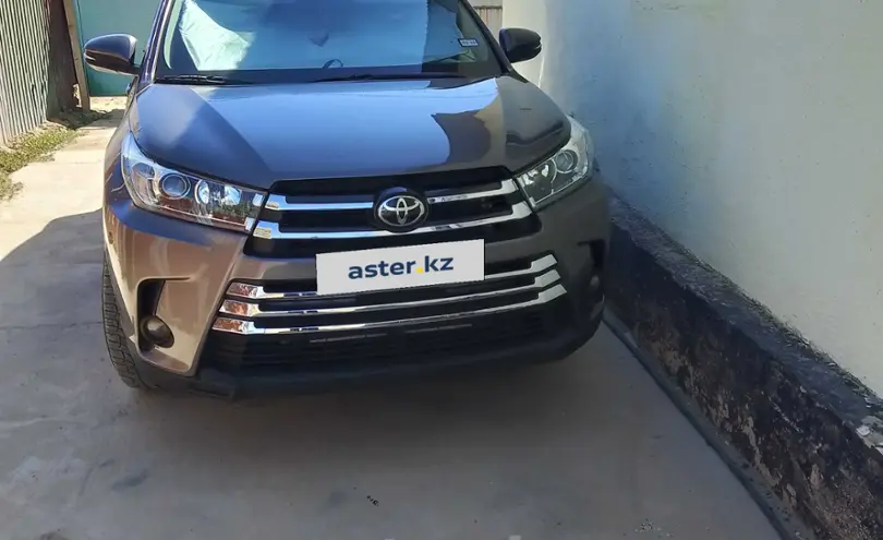 Toyota Highlander 2016 года за 15 500 000 тг. в Кызылорда