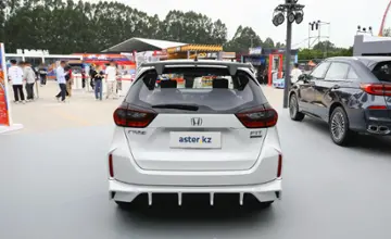 Honda Fit 2025 года за 10 300 000 тг. в Алматы фото 4