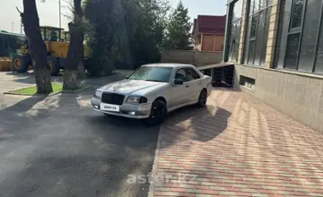 Mercedes-Benz C-Класс 1994 года за 1 900 000 тг. в Алматы фото 2
