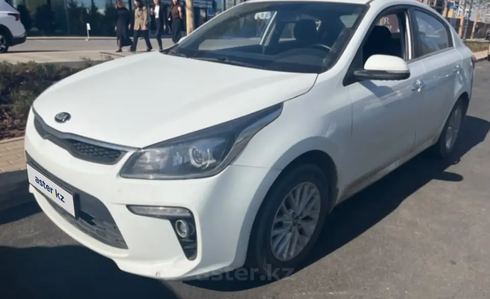 Kia Rio 2019 года за 8 000 000 тг. в Астана фото 1
