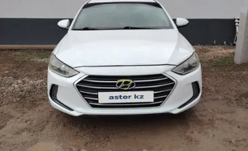 Hyundai Elantra 2017 года за 8 000 000 тг. в Шымкент фото 2