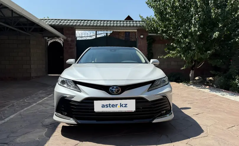 Toyota Camry 2023 года за 19 000 000 тг. в Алматы фото 2