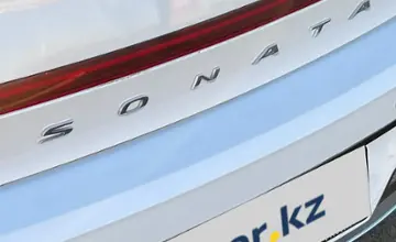 Hyundai Sonata 2022 года за 11 200 000 тг. в Атырау фото 4