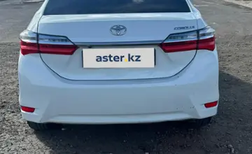 Toyota Corolla 2018 года за 8 500 000 тг. в Астана