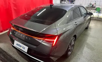 Hyundai Elantra 2024 года за 10 300 000 тг. в Алматы фото 3