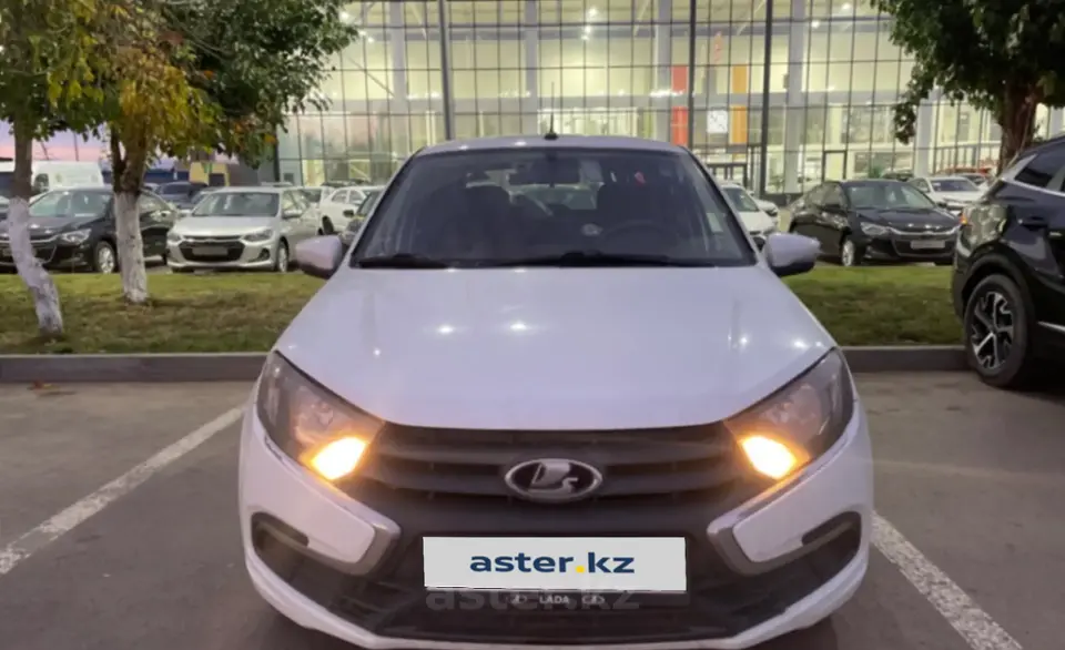 LADA (ВАЗ) Granta 2019 года за 4 000 000 тг. в Астана фото 2
