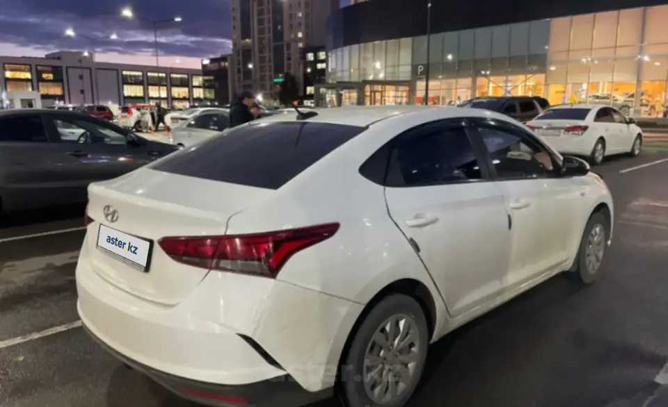 Hyundai Accent 2020 года за 6 100 000 тг. в Астана