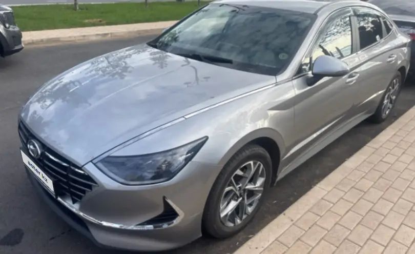 Hyundai Sonata 2020 года за 11 200 000 тг. в Астана