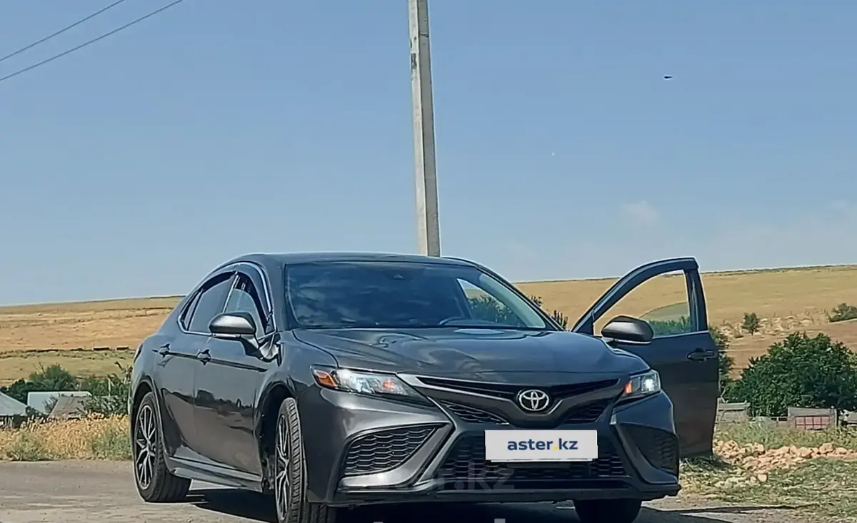 Toyota Camry 2022 года за 10 000 000 тг. в Шымкент
