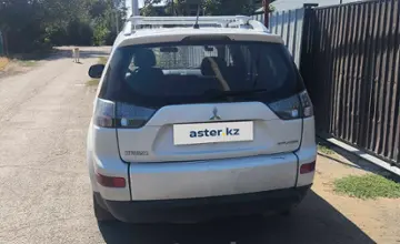 Mitsubishi Outlander 2009 года за 4 000 000 тг. в Алматы фото 4